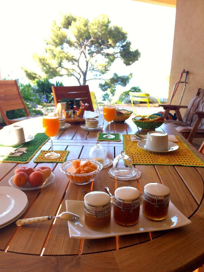 Les Bruyeres Bed & Breakfast Saint-Mandrier-sur-Mer Exterior foto
