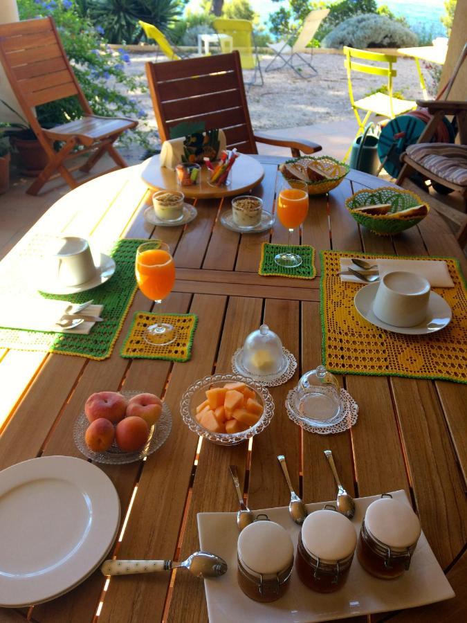 Les Bruyeres Bed & Breakfast Saint-Mandrier-sur-Mer Exterior foto